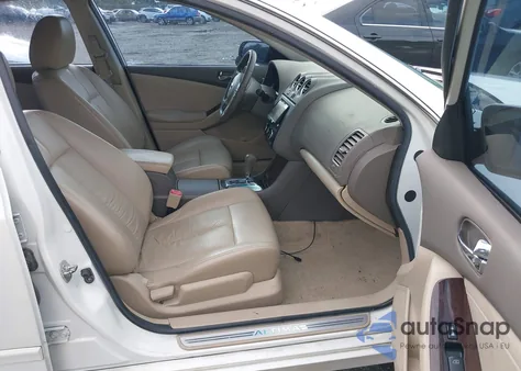 2011 Nissan Altima 2.5 S z USA, uszkodzony, nr VIN 1N4AL2AP6BN446460